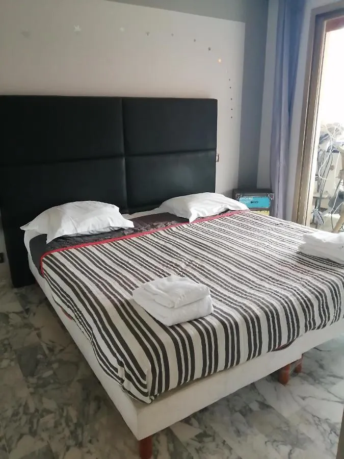 Cannes Lacour One Bedroom 0*,