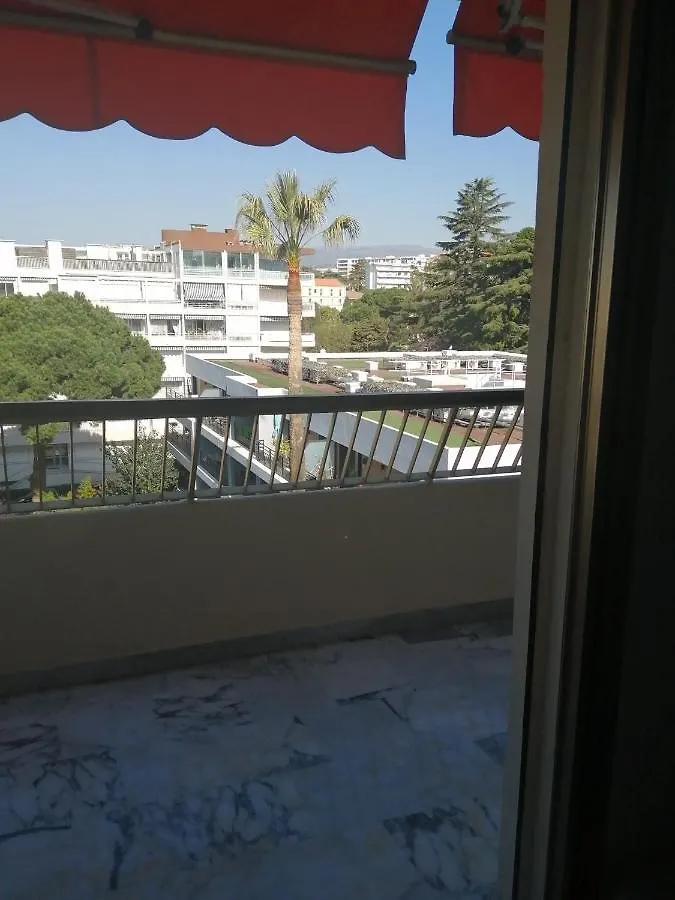 Cannes Lacour One Bedroom