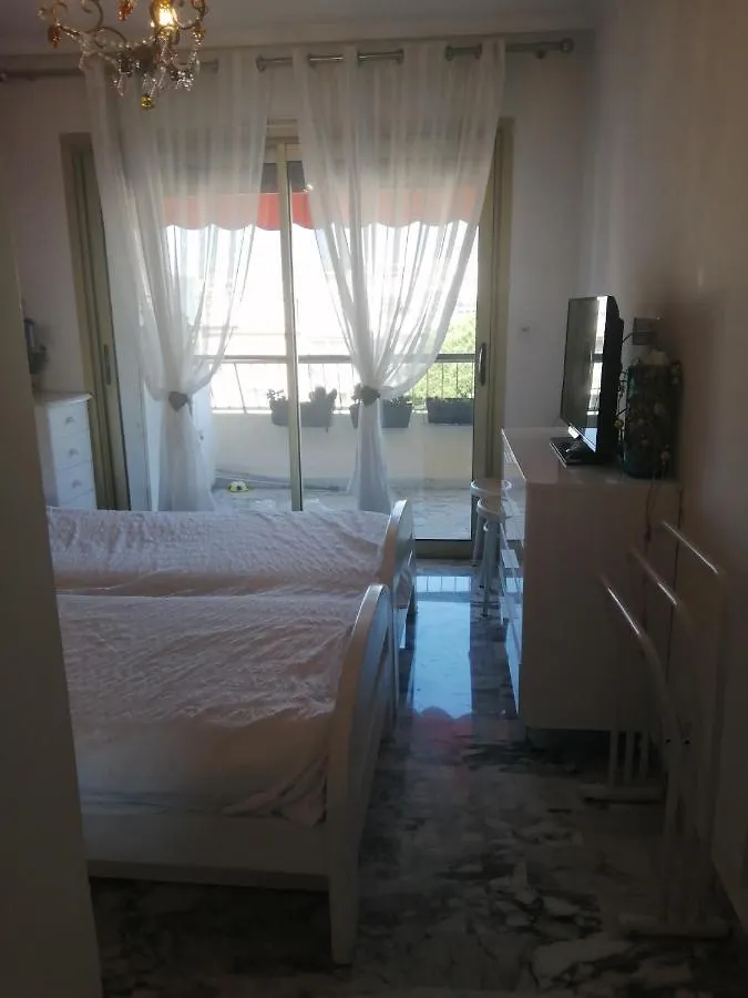 Cannes Lacour One Bedroom